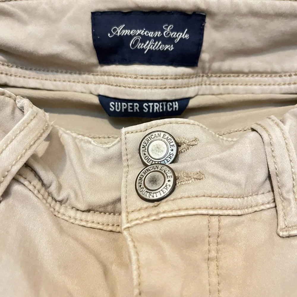 American Eagle Khaki Skinny Pants, size 4 - Picture 3 of 5